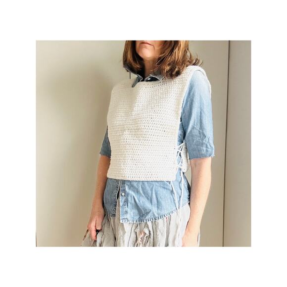 Vintage Hand Knit Apron Sweater in White Side Lace Cottage Romantic Hand Made - Picture 1 of 6